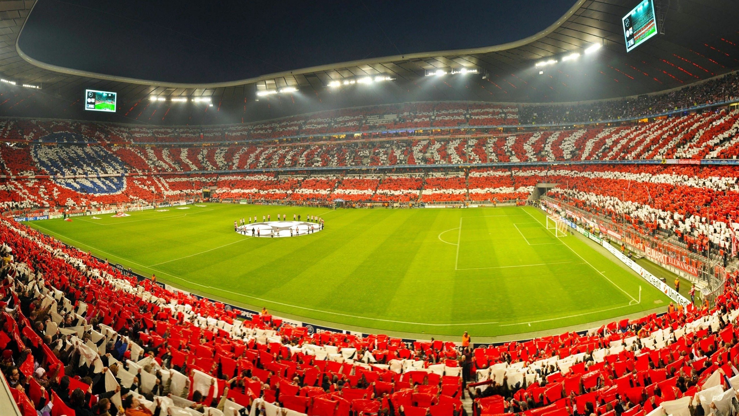 骑士训练结束后进行头脑风暴战术讨论，骑士训练营